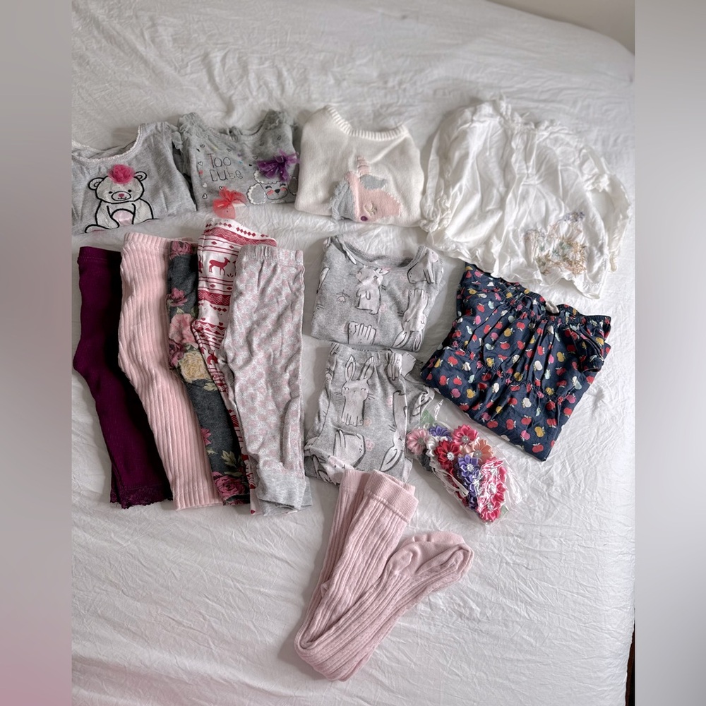 Bundle of girls clothes size  12/18 months
